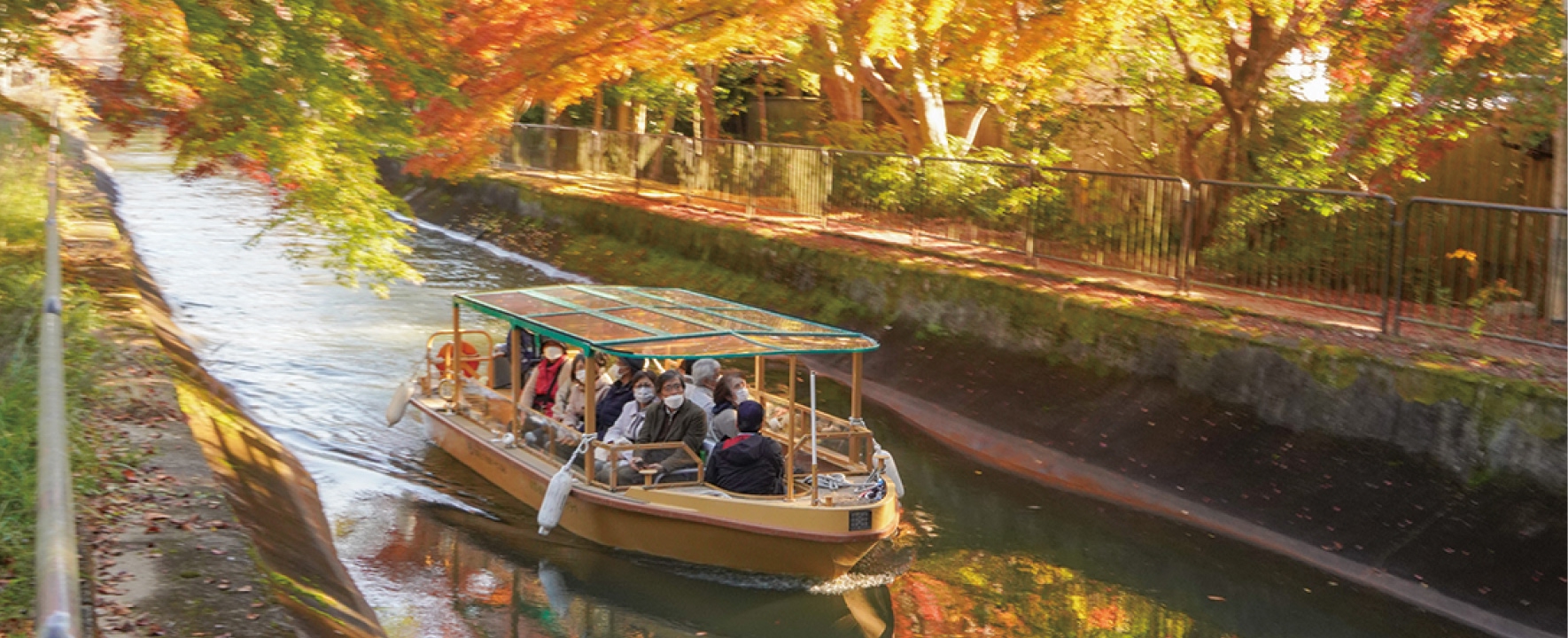 びわ湖疏水船と三井寺